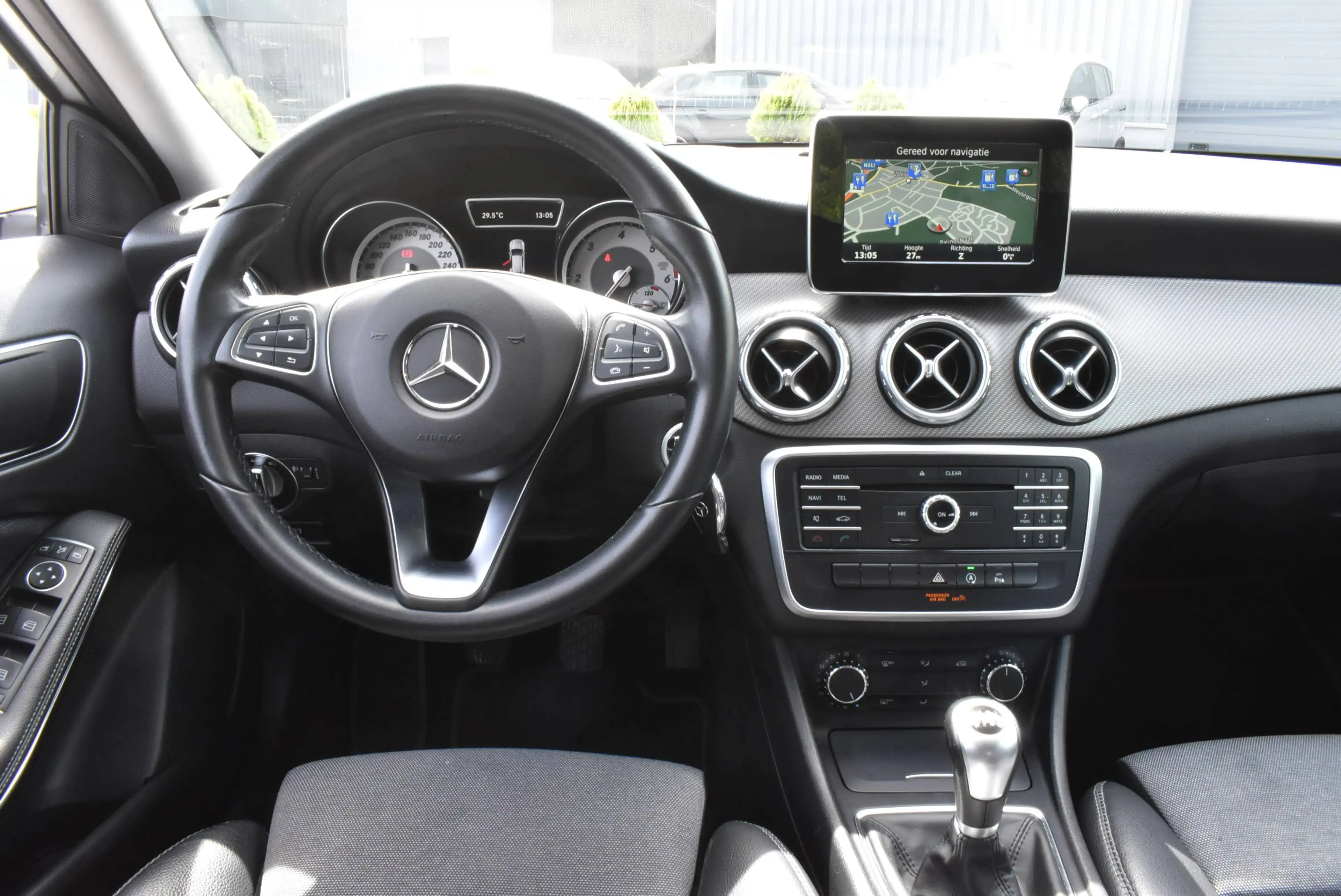 Mercedes-Benz GLA 180 D Pack Sport GPS/Airco ***12M GARANTIE*** — photo 8