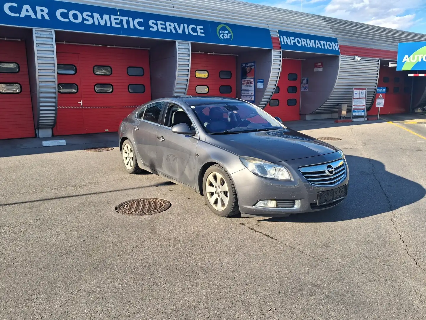 Opel Insignia 2,8 V6 Turbo Sport Ecotec Allrad Aut. - 2
