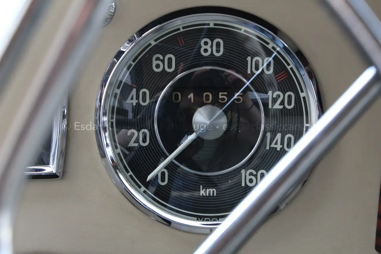 Mercedes-Benz 220 A Cabriolet, foto 10