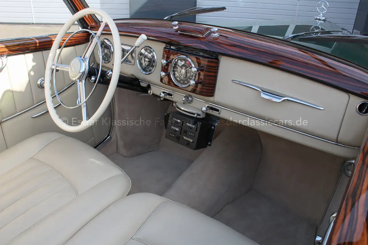 Mercedes-Benz 220 A Cabriolet, foto 8