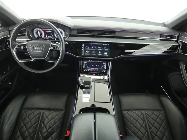 Audi A8 view 11