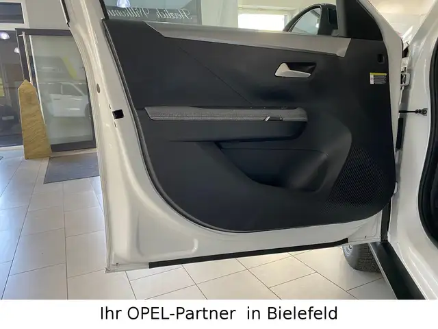 Opel Frontera view 10