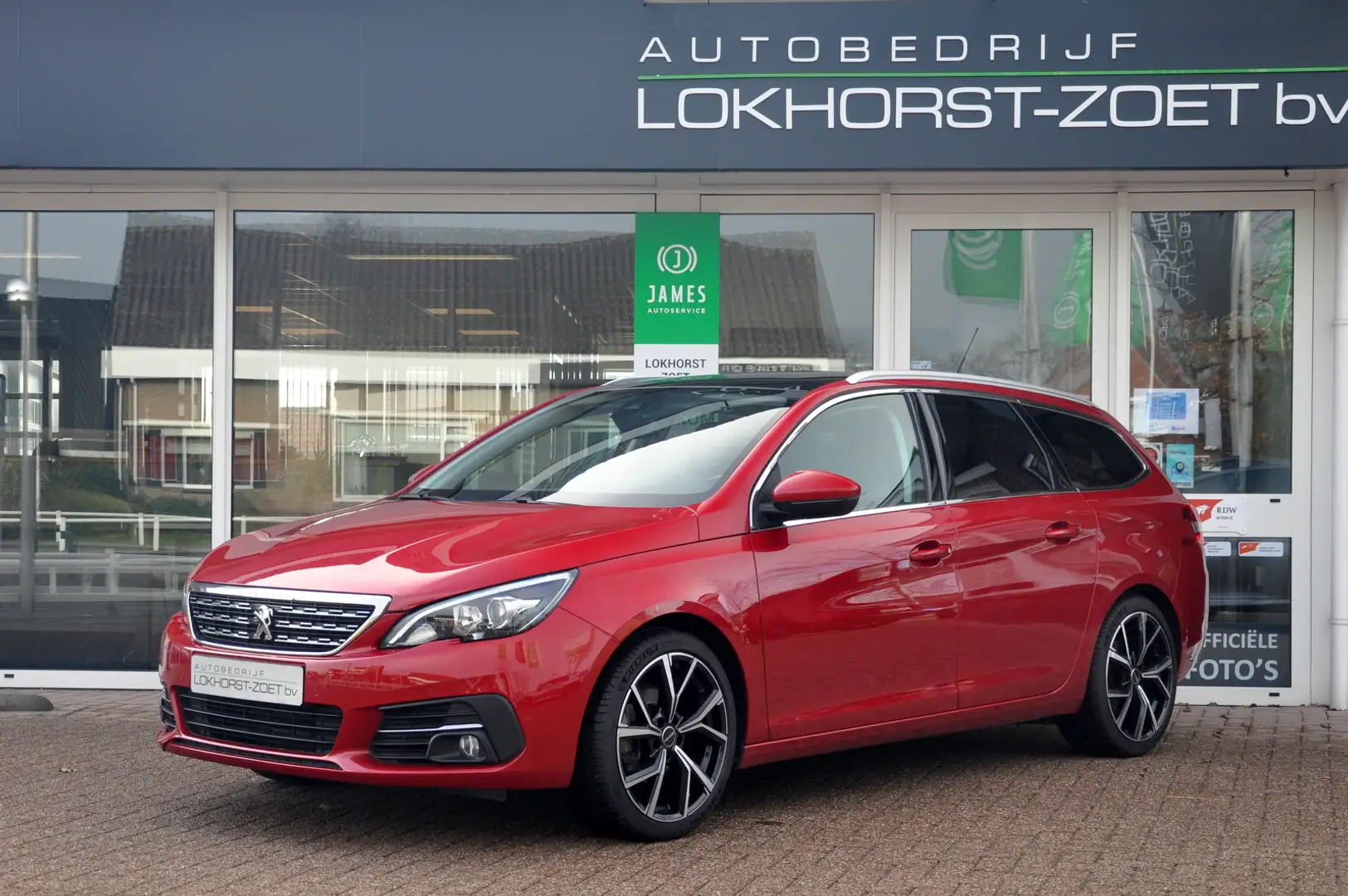 Peugeot 308 SW 1.2 PureTech Allure | Leder | Camera | Panorama Rouge - 1