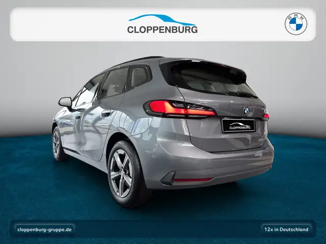 BMW 2 Series view 3