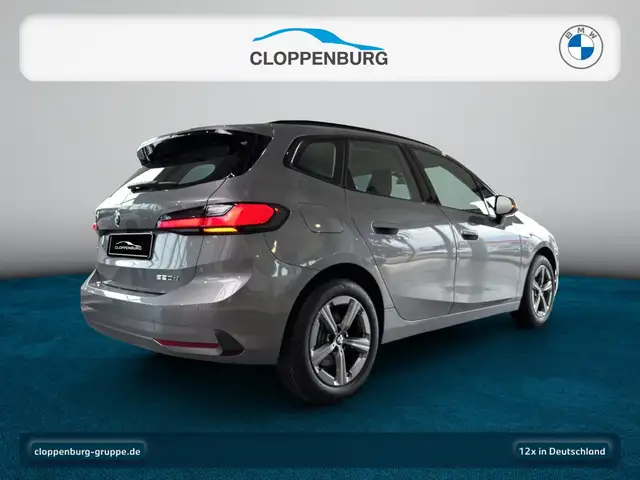 BMW 2 Series view 6