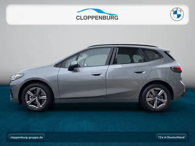 BMW 2 Series view 2