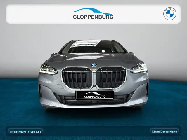 BMW 2 Series view 9