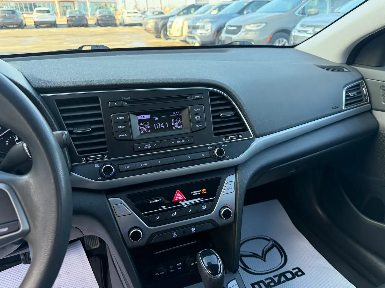 Hyundai ELANTRA снимка Hyundai ELANTRA