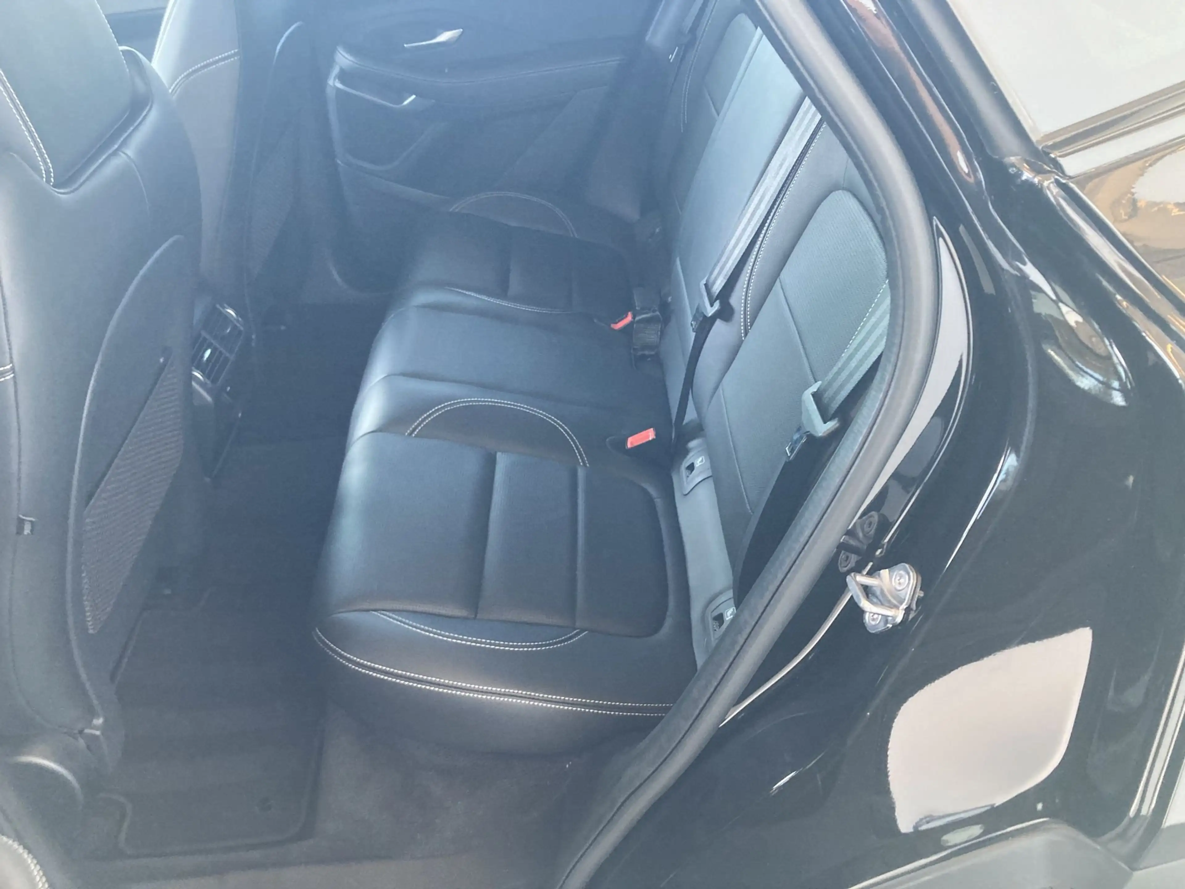 Jaguar E-Pace R-DYNAMIC PLUG IN HYBRIDE AWD AUTOMAAT+TAL VAN OPTIES — photo 10