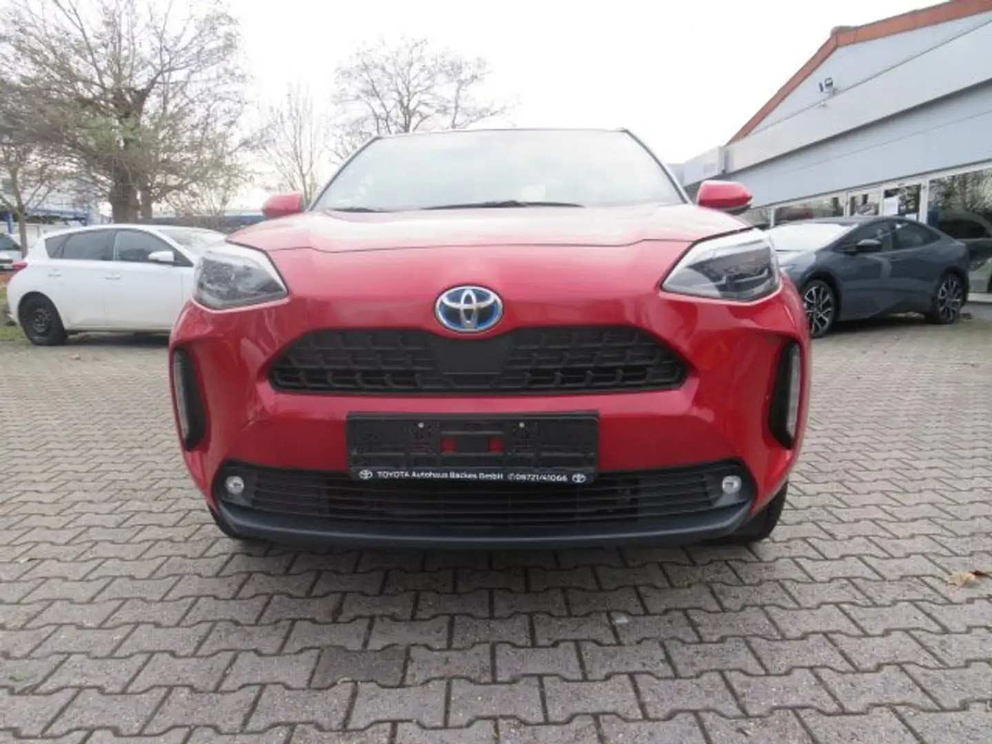 Toyota Yaris Cross Hybrid FWD Team Deutschland Rot - 1
