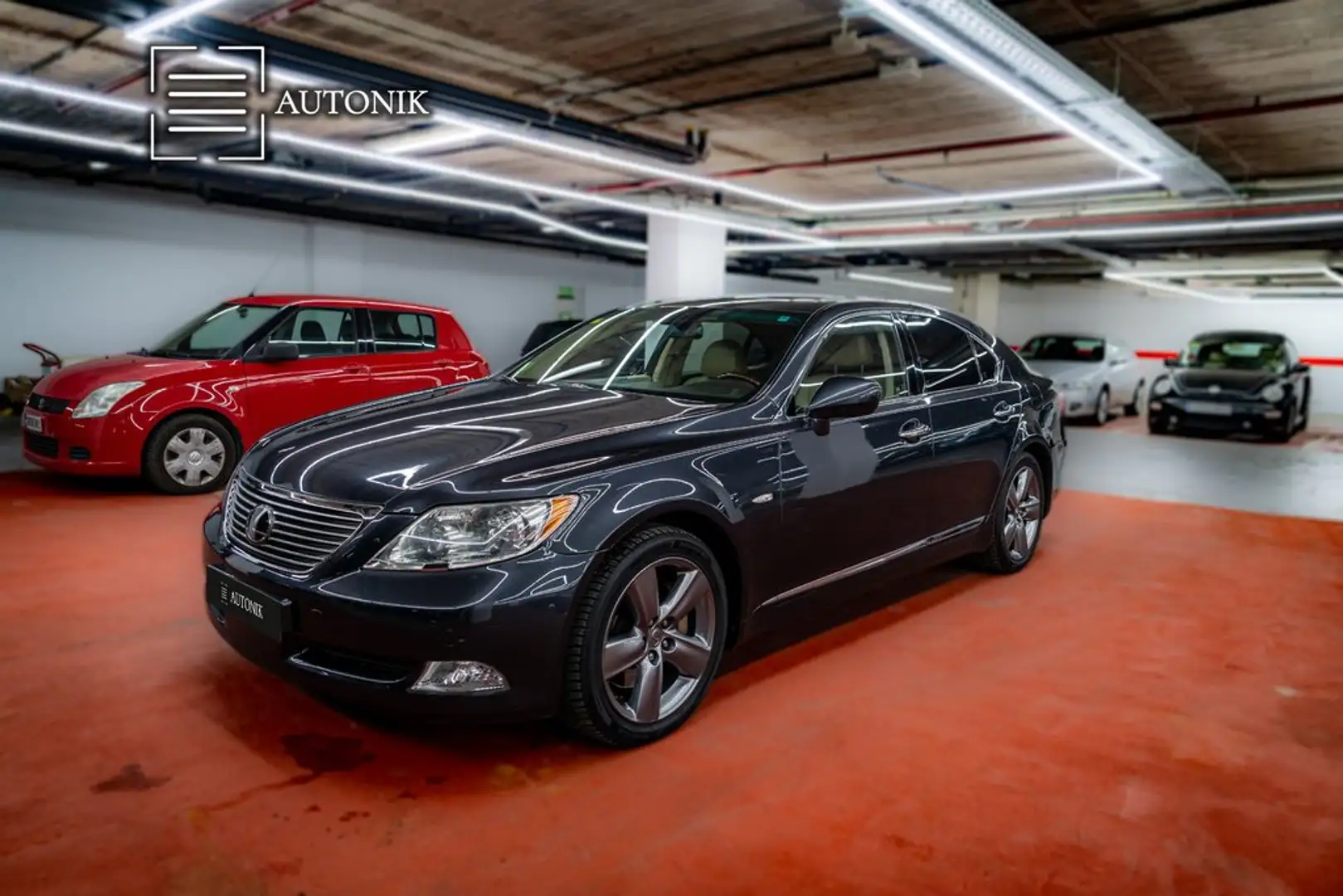 Lexus LS 460 Executive Aut. Grau - 2