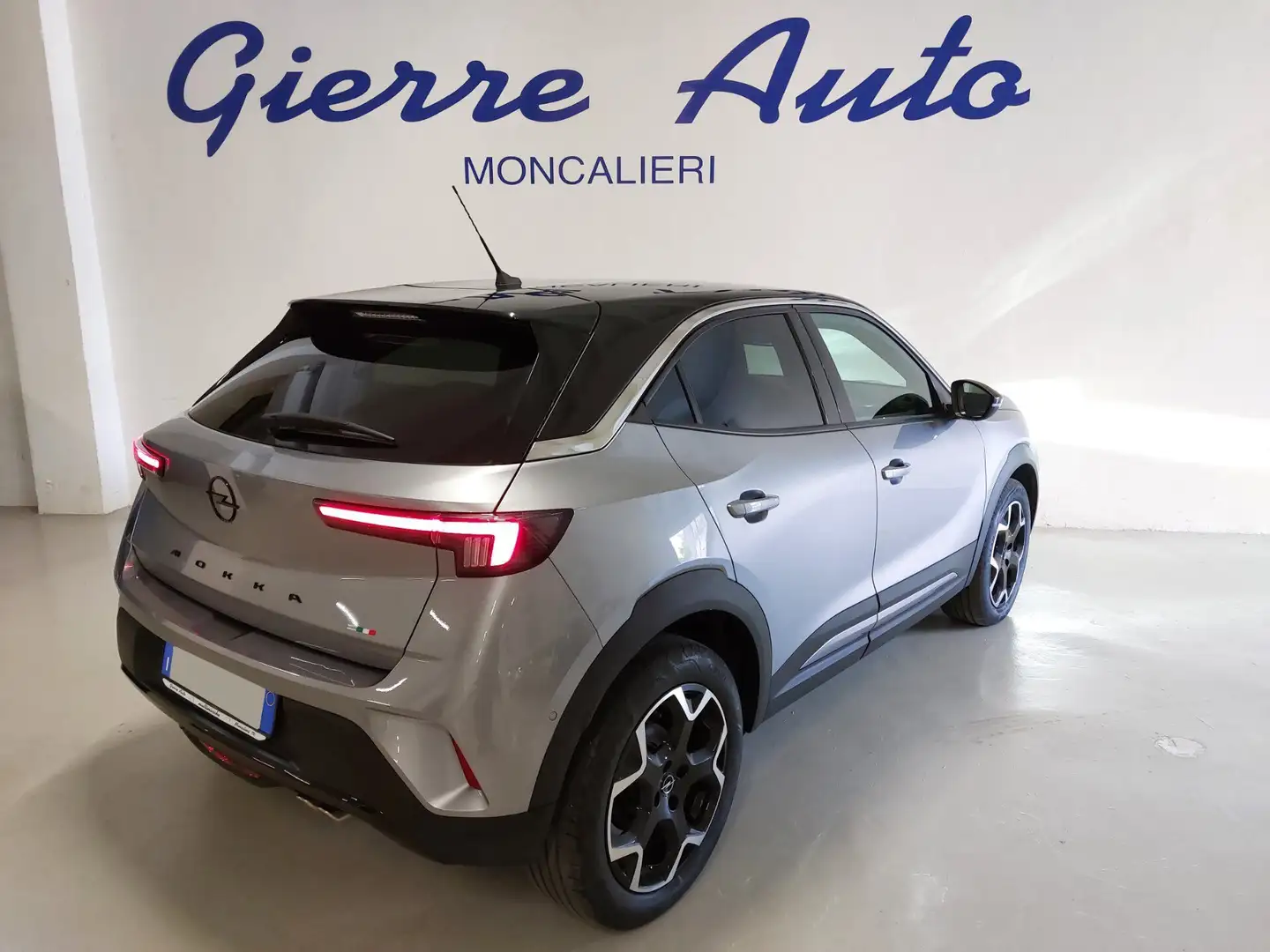 Opel Mokka Mokka 1.2 Turbo 136 CV Ultimate Grigio - 2