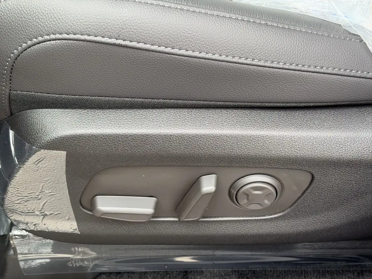 Kia Carnival photo Kia Carnival