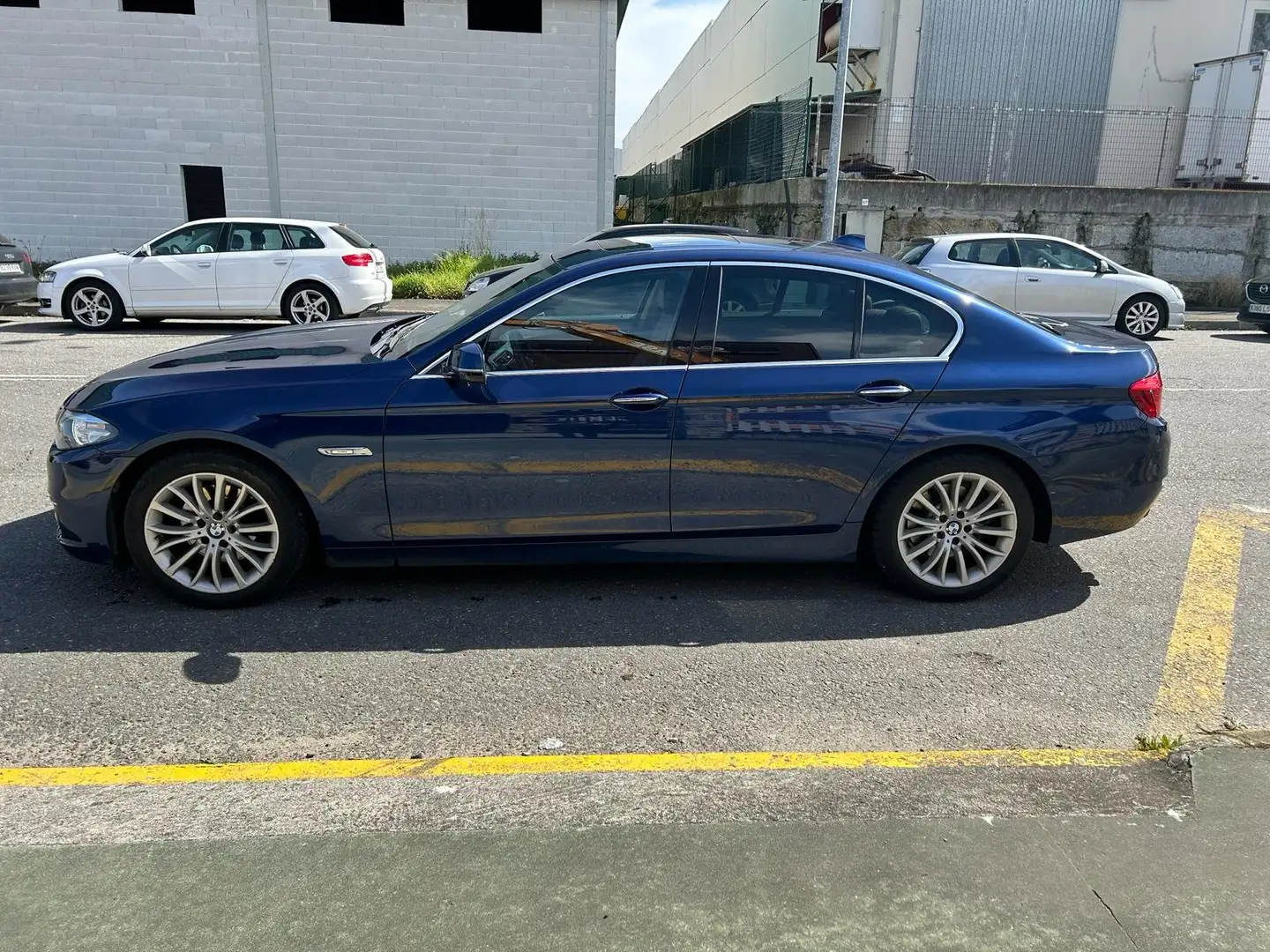 BMW 520 520dA Gran Turismo Luxury Azul - 1