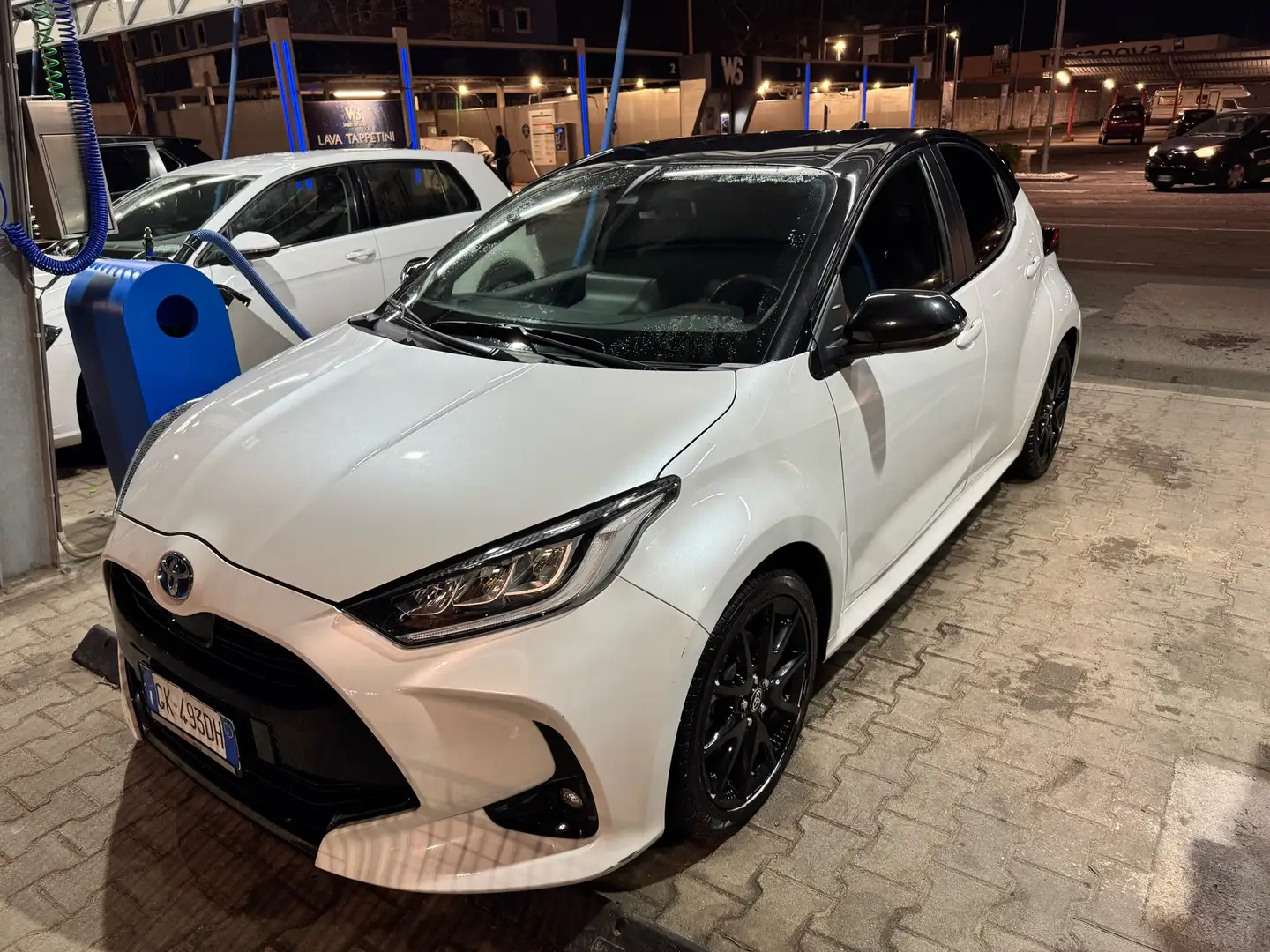 Toyota Yaris 1.5h Style my22 - 1