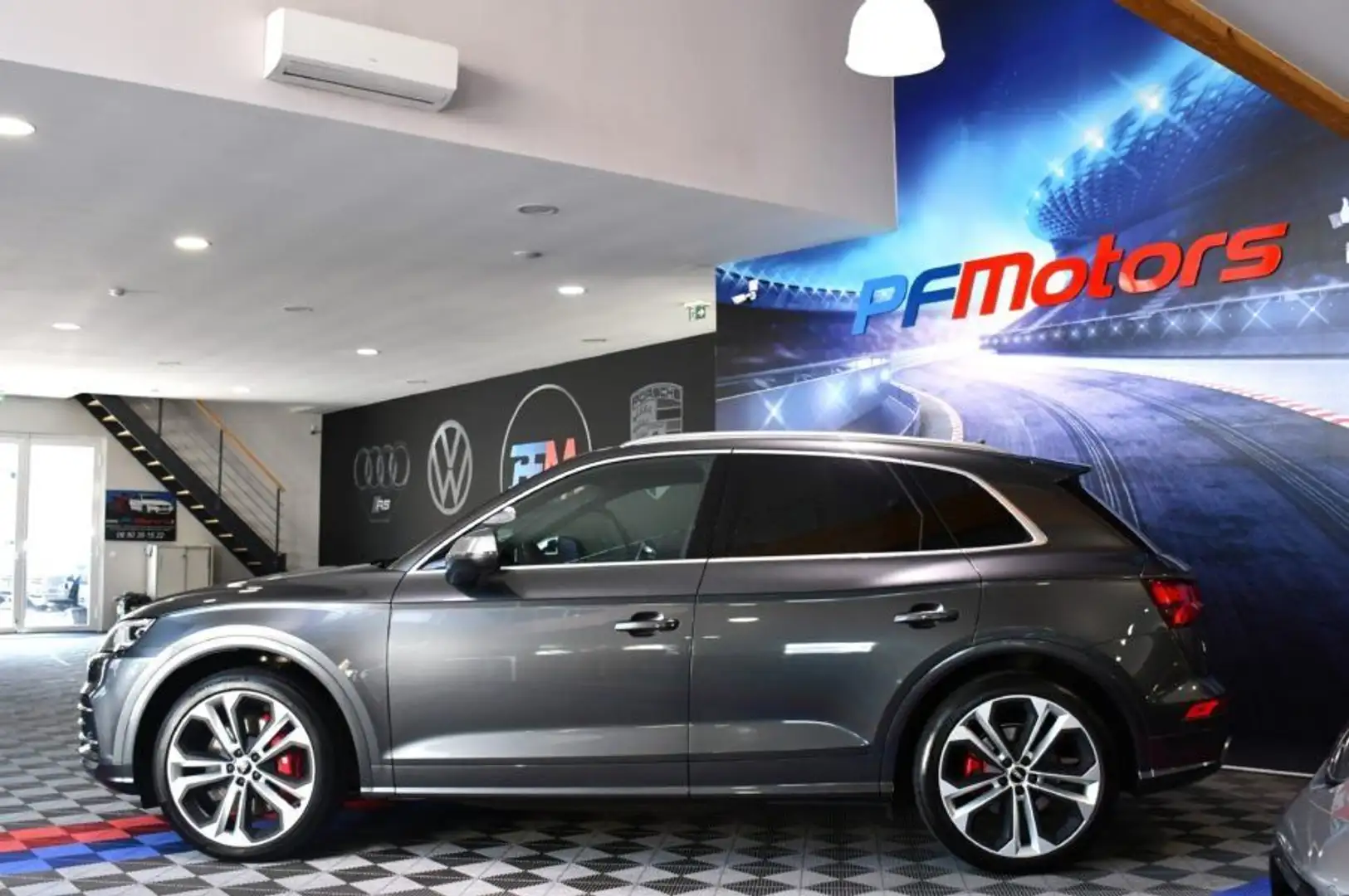 Audi SQ5 3.0 V6 347 Quattro GPS Virtual Bang Olufsen Magnétic Ride Attelage Hayon Caméra Pré Sense Lane Car Play JA 21 Gris - 2