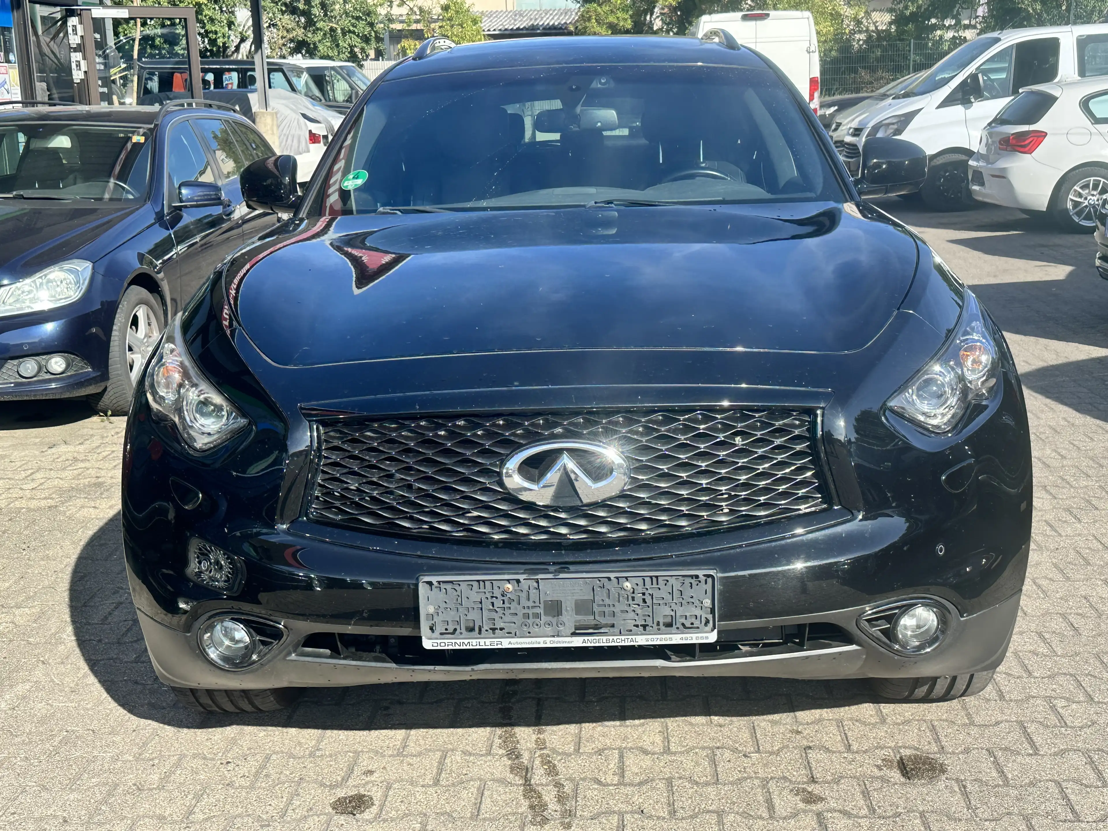 Infiniti FX FX37 GT — photo 2
