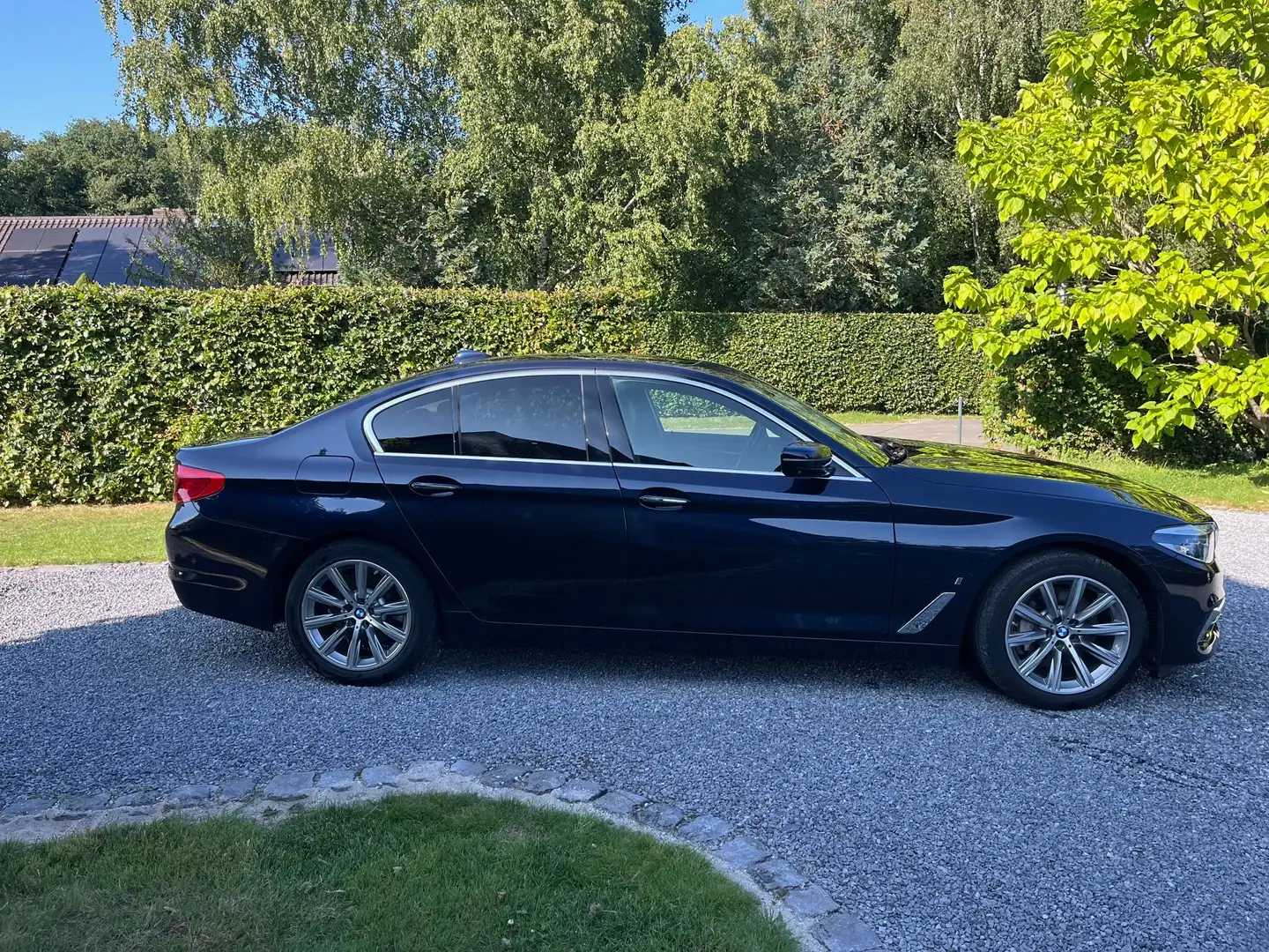 BMW 530 530eA PHEV Performance Business Edit. (185 kW) Bleu - 1