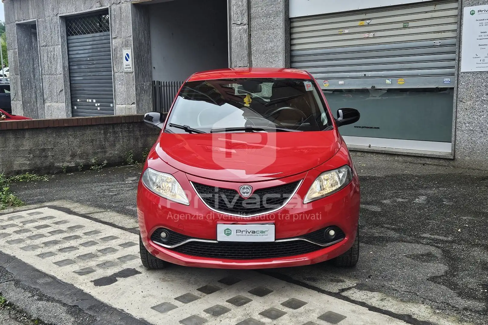 Lancia Ypsilon Ypsilon 0.9 TwinAir 85 CV 5 porte Metano Ecochic G Rood - 2