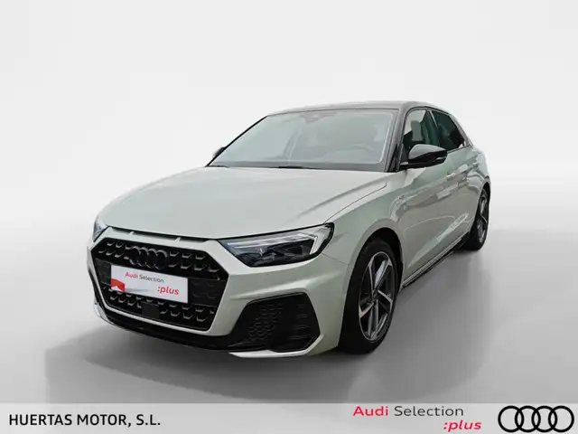 Audi A1 BERLINA CON PORTON 1.0 30 TFSI ADRENALIN BLACK ED