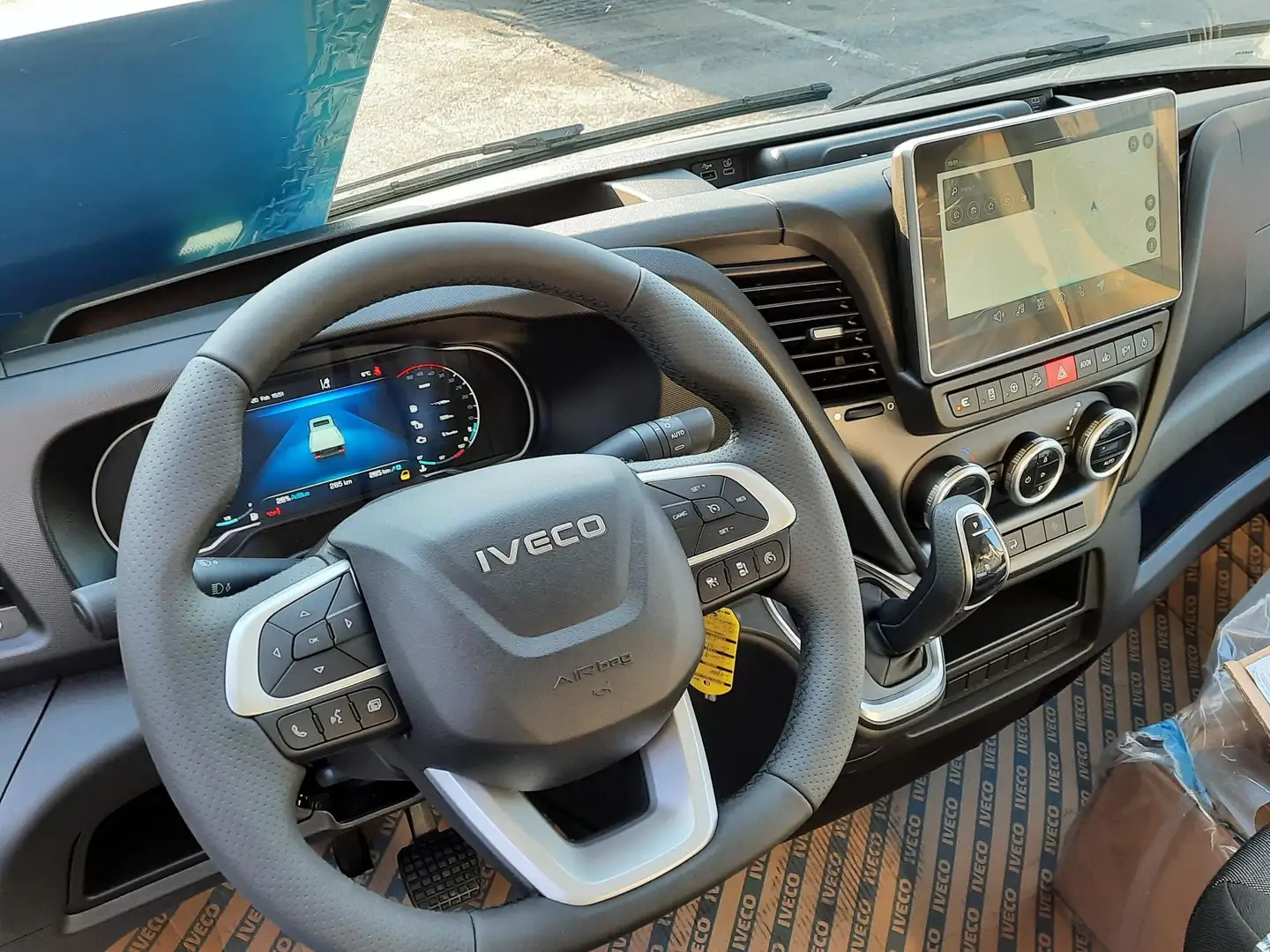 Iveco Daily ** AKTIONSKOFFER mit LBW ** €47.990,- AUTOMATIK Wit - 2