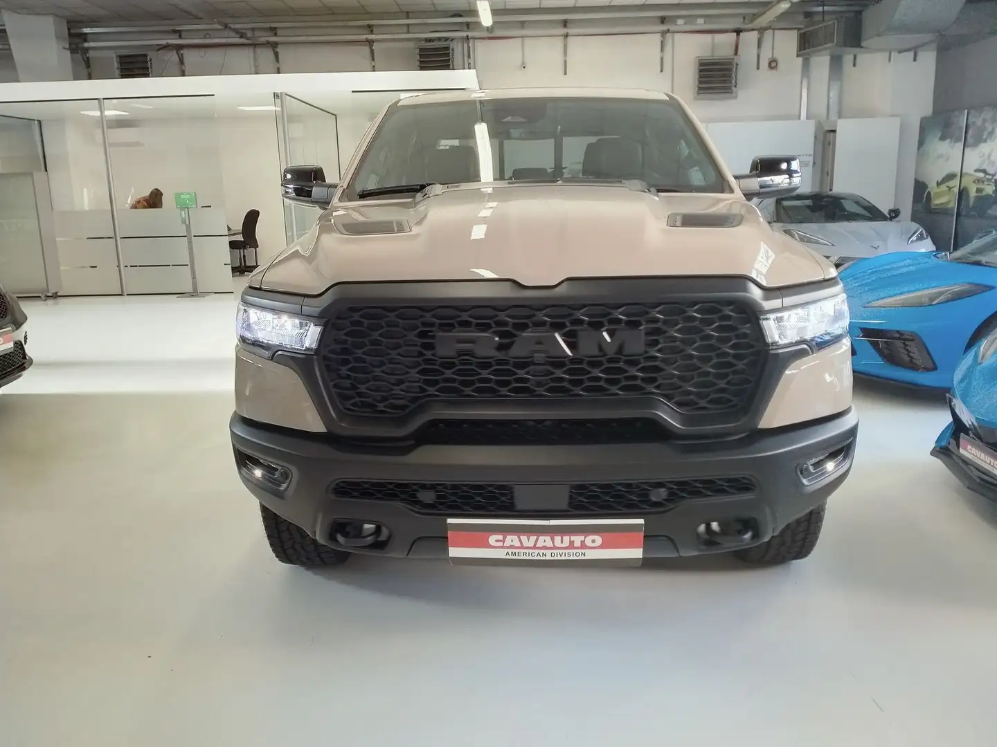 Dodge RAM RAM REBEL X EDITION 2025 3.0L. Twin-Turbo 420CV Beige - 2