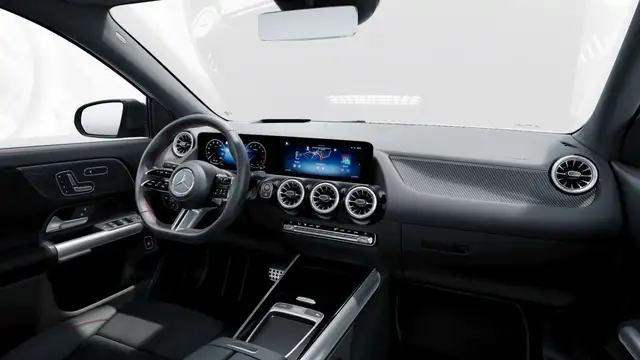 Mercedes-Benz GLA view 11