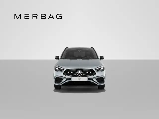 Mercedes-Benz GLA view 8