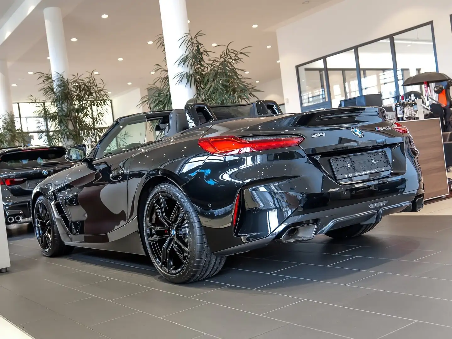 BMW Z4 M40i M Sport HUD ACC RFK NAVI LED PDC V+H LM Schwarz - 2