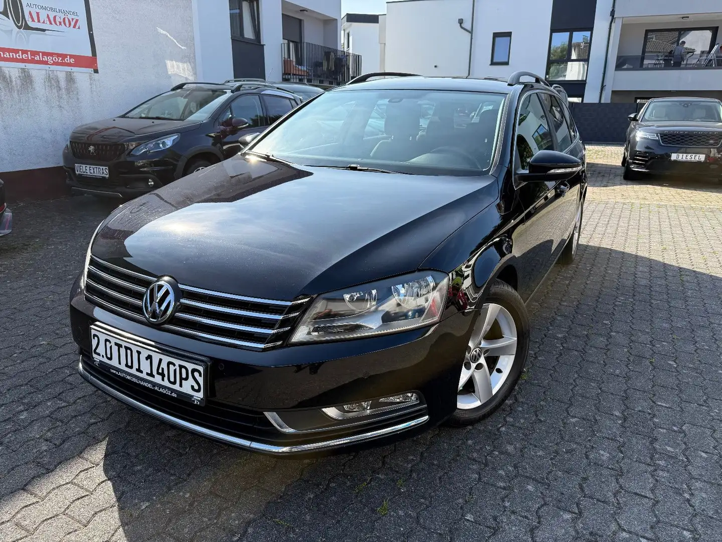 Volkswagen Passat Variant PASSAT 2.0 TDI BMT VARIANT COMFORTLINE NAVI PDC Schwarz - 1