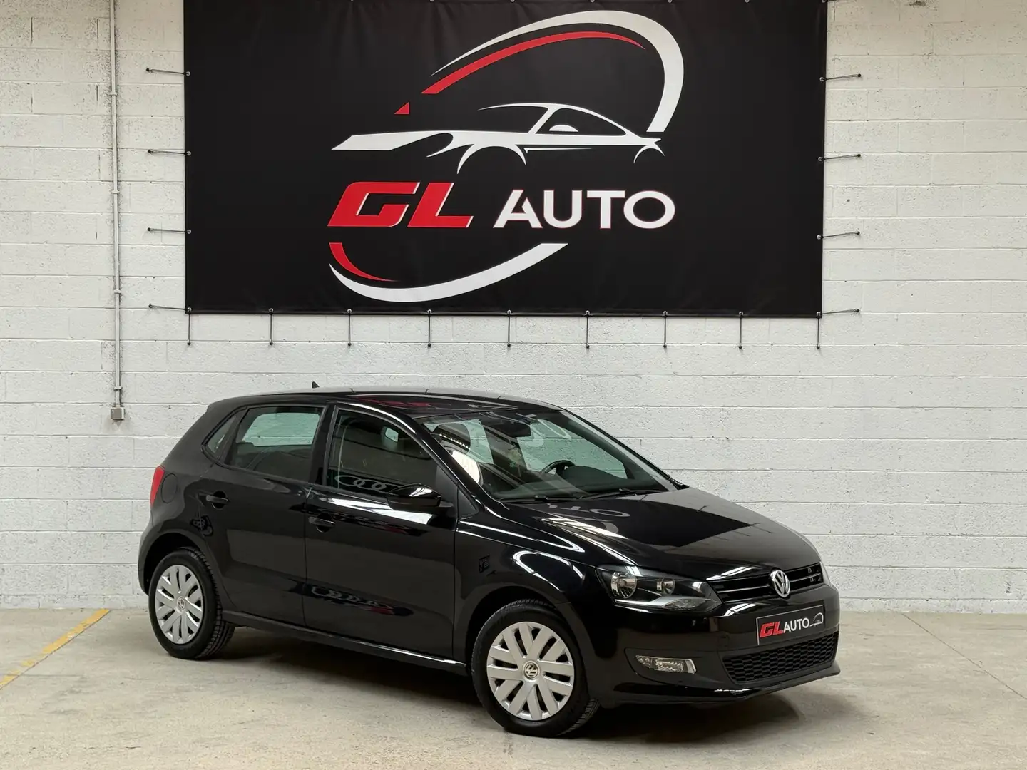 Volkswagen Polo 1.6 TDi 90 CH ** 70666 KM ** GARANTIE 12 MOIS ** Zwart - 2