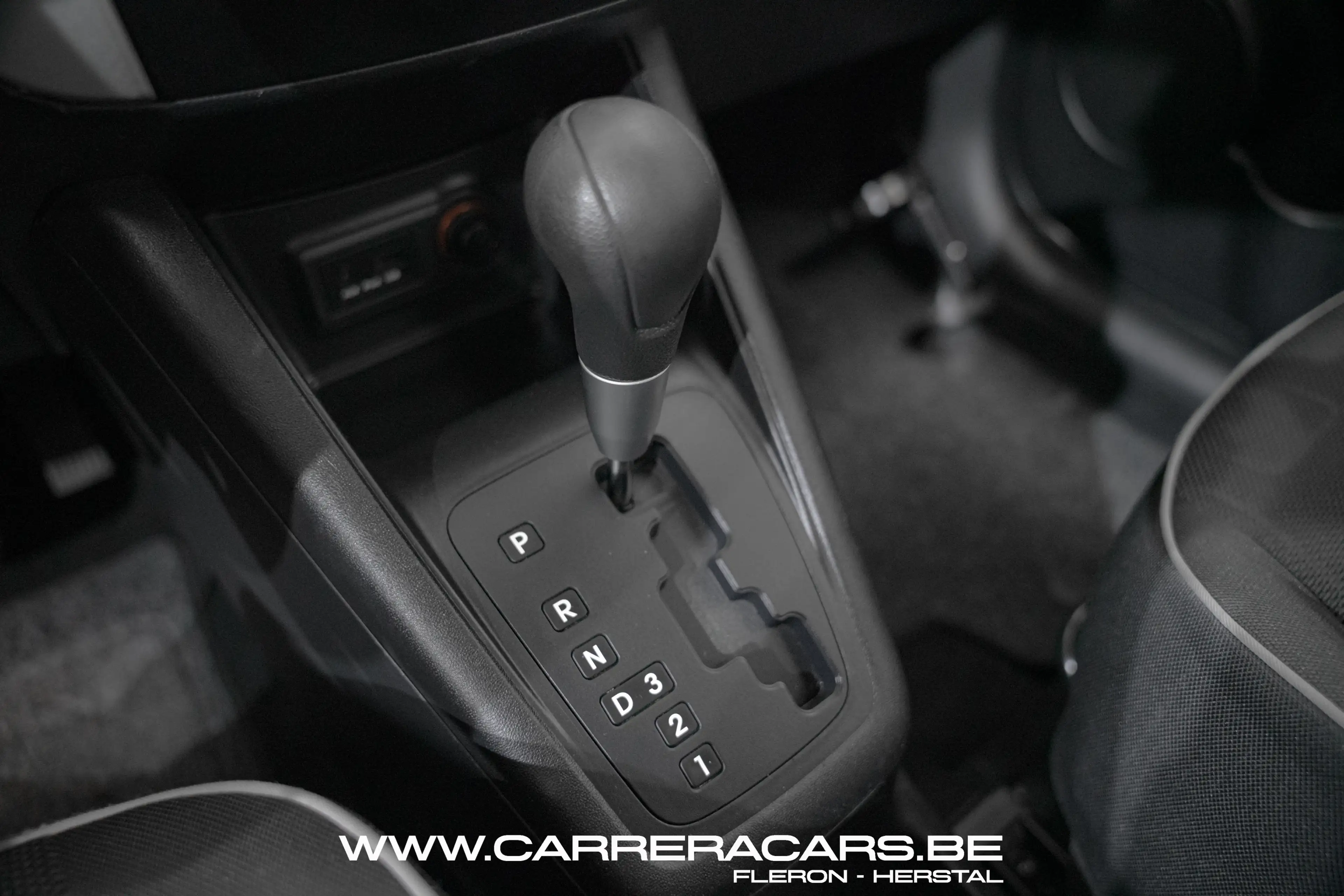 Kia Venga 1.6i Sense*|AUTOMATIQUE*CARPLAY*CRUISE*AIRCO*| — photo 11