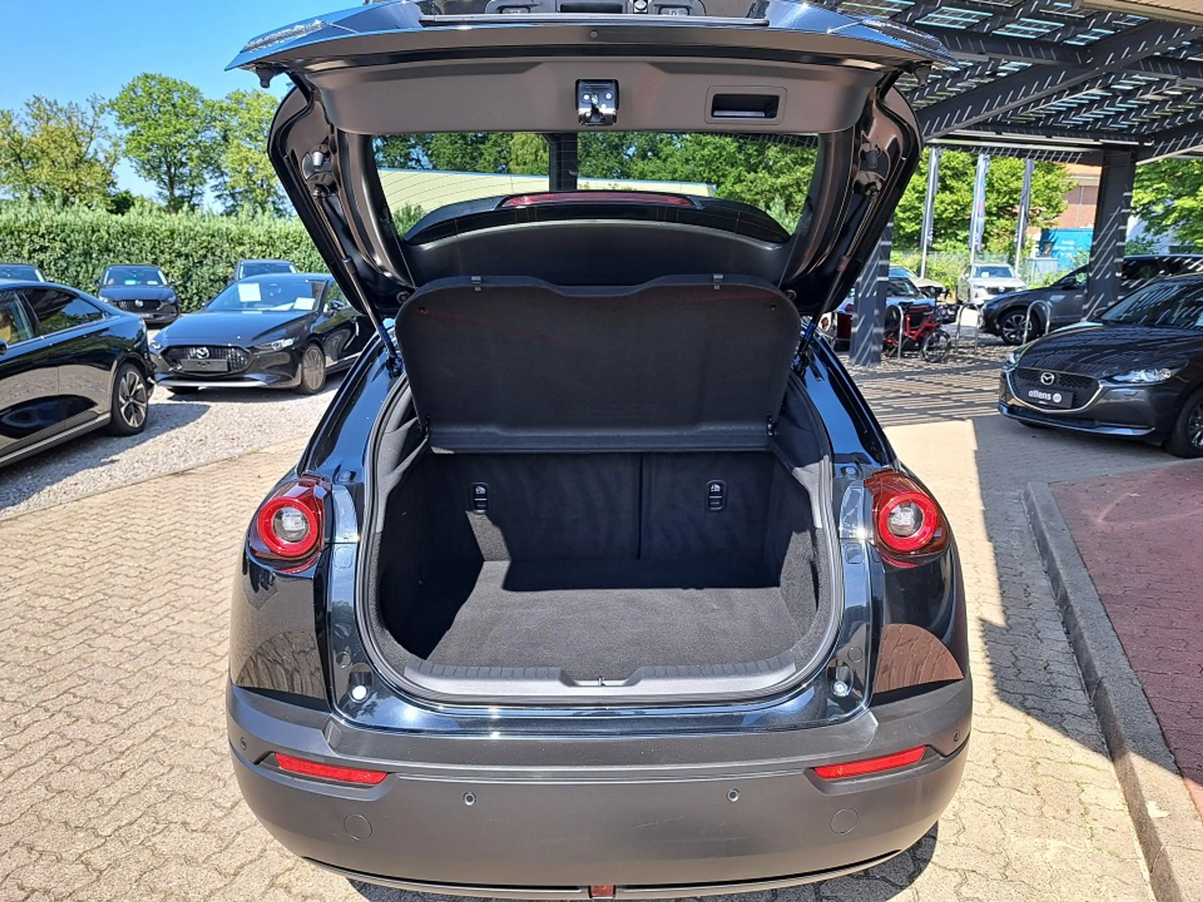 Mazda MX-30 EV 35,5 kWh ADVANTAGE Matrix; Kamera; Carplay — photo 6