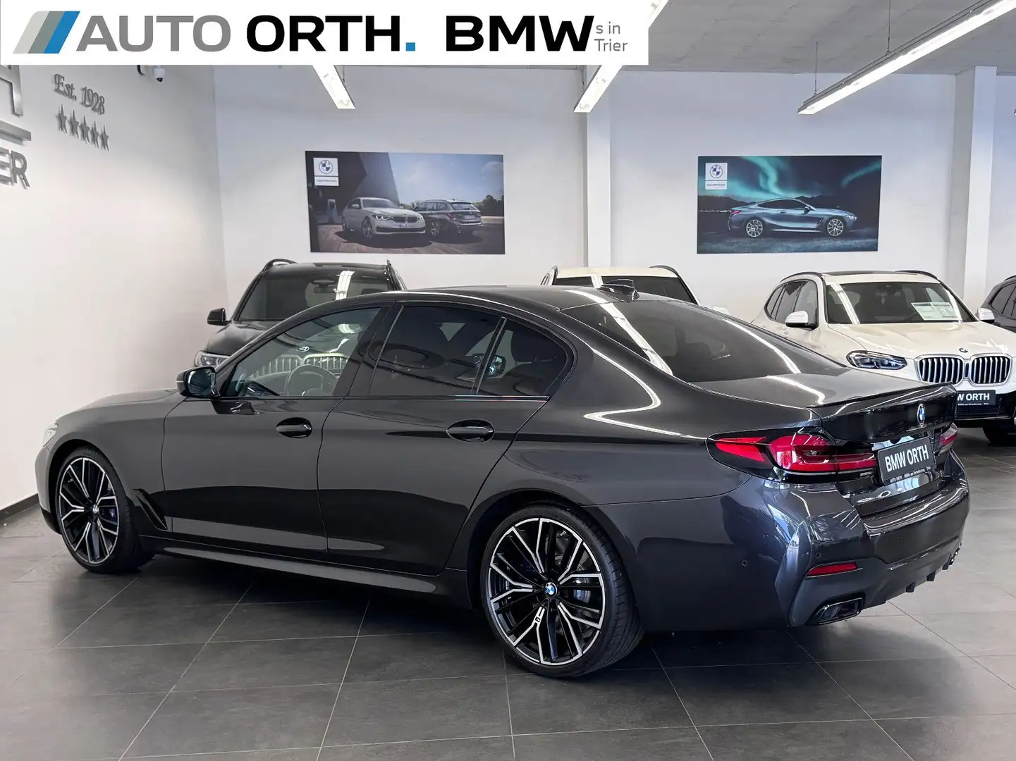 BMW 550 i xDrive LEDER HUD GLAS-SD ACC RFK LASER h/k Серый - 2