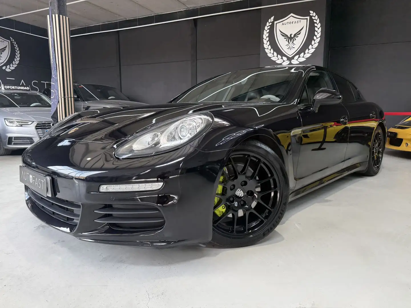 Porsche Panamera S-E HYBRID Noir - 1