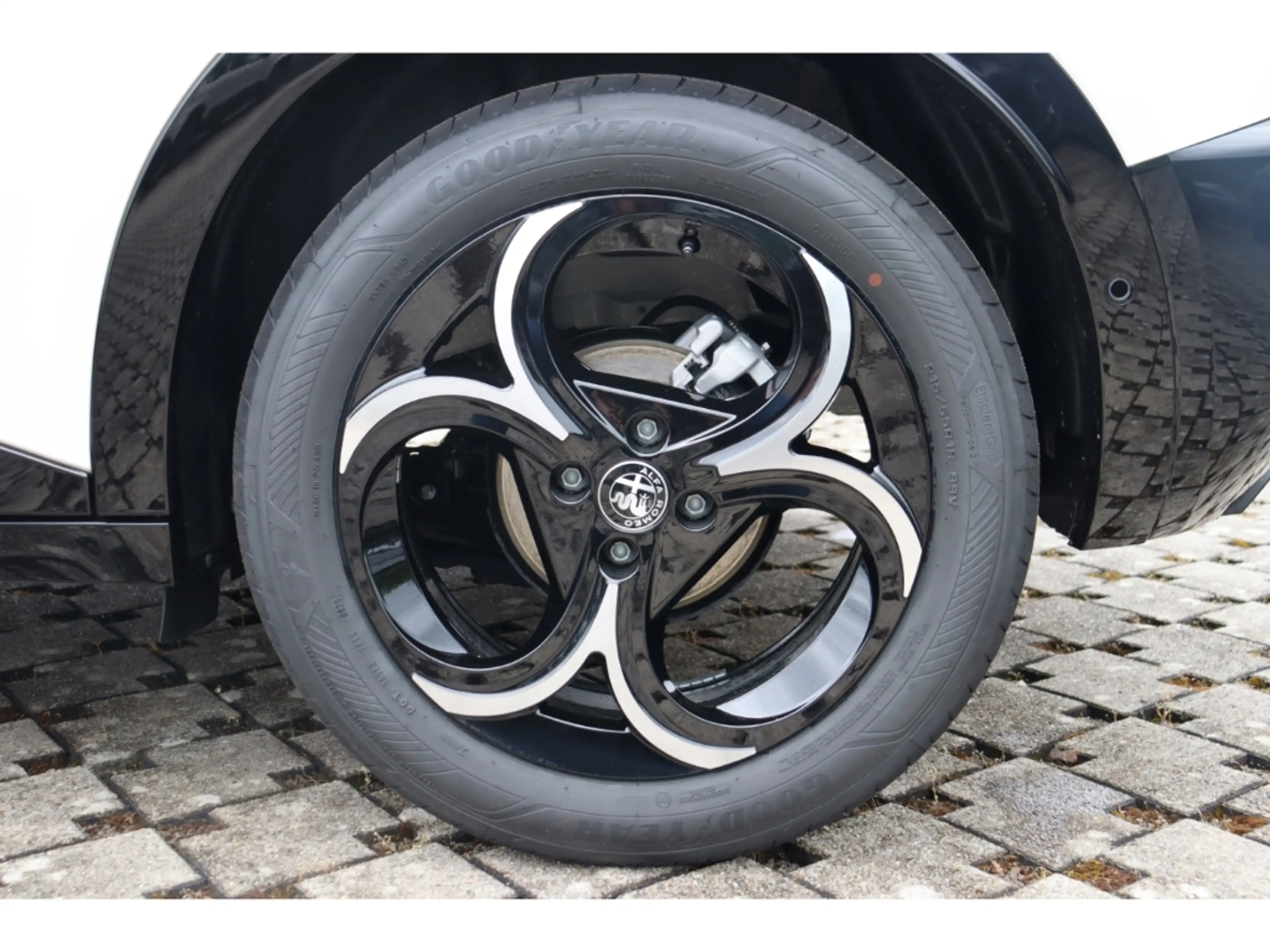 Alfa Romeo Junior IBRIDA TI 1.2 VGT 145PS DCT6 SCHIEBEDACH TECHNOLOG — photo 10