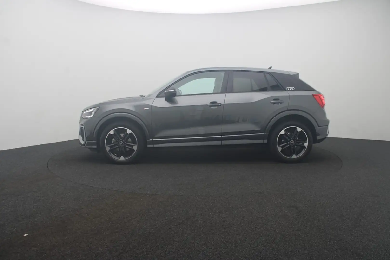 Audi Q2 35 TFSI S line Virt.Cockpit Matrix AHK SHZ Grau - 2