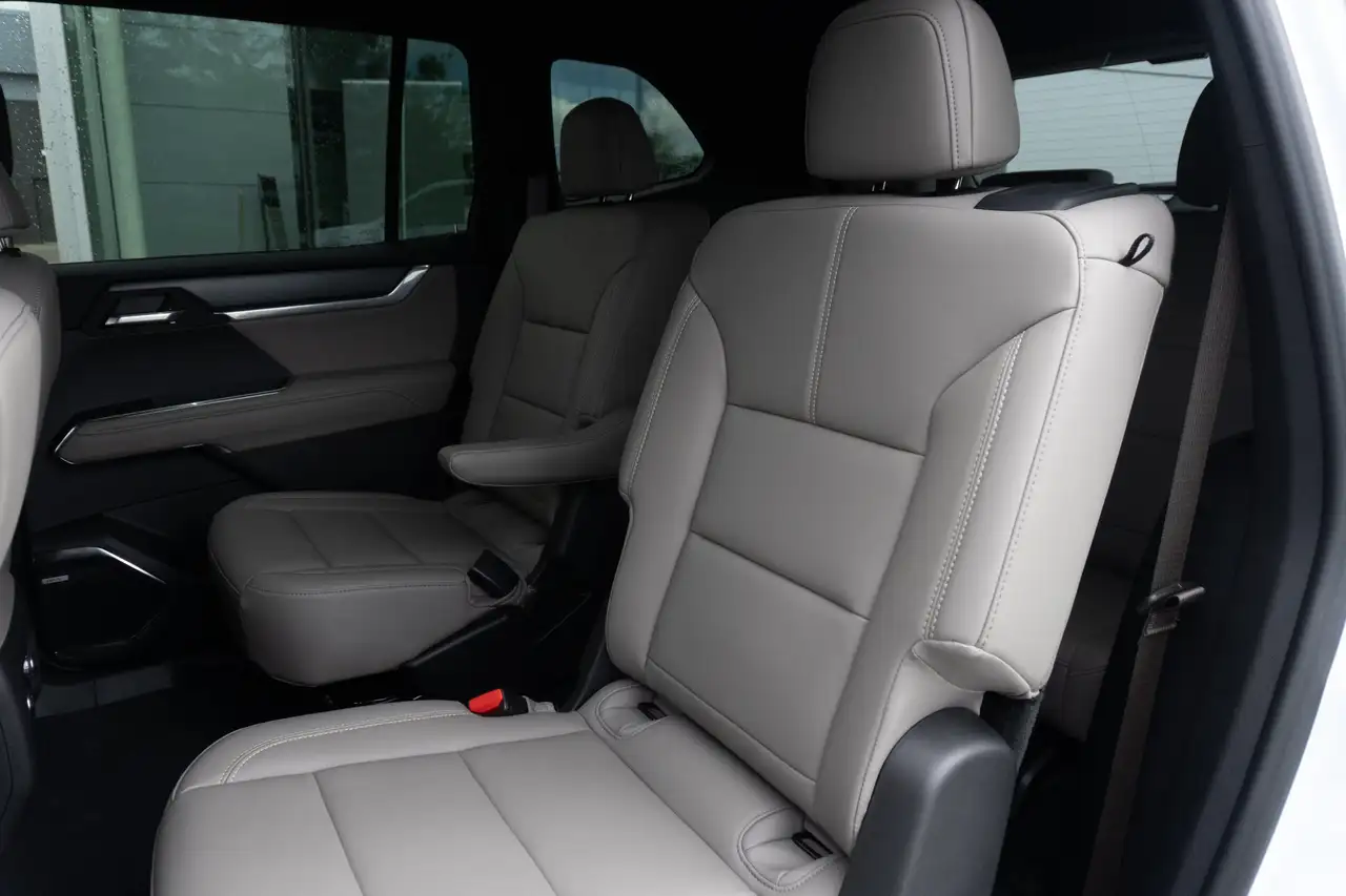 GMC Acadia снимка GMC Acadia