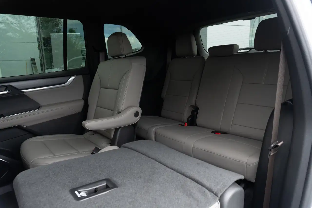 GMC Acadia снимка GMC Acadia