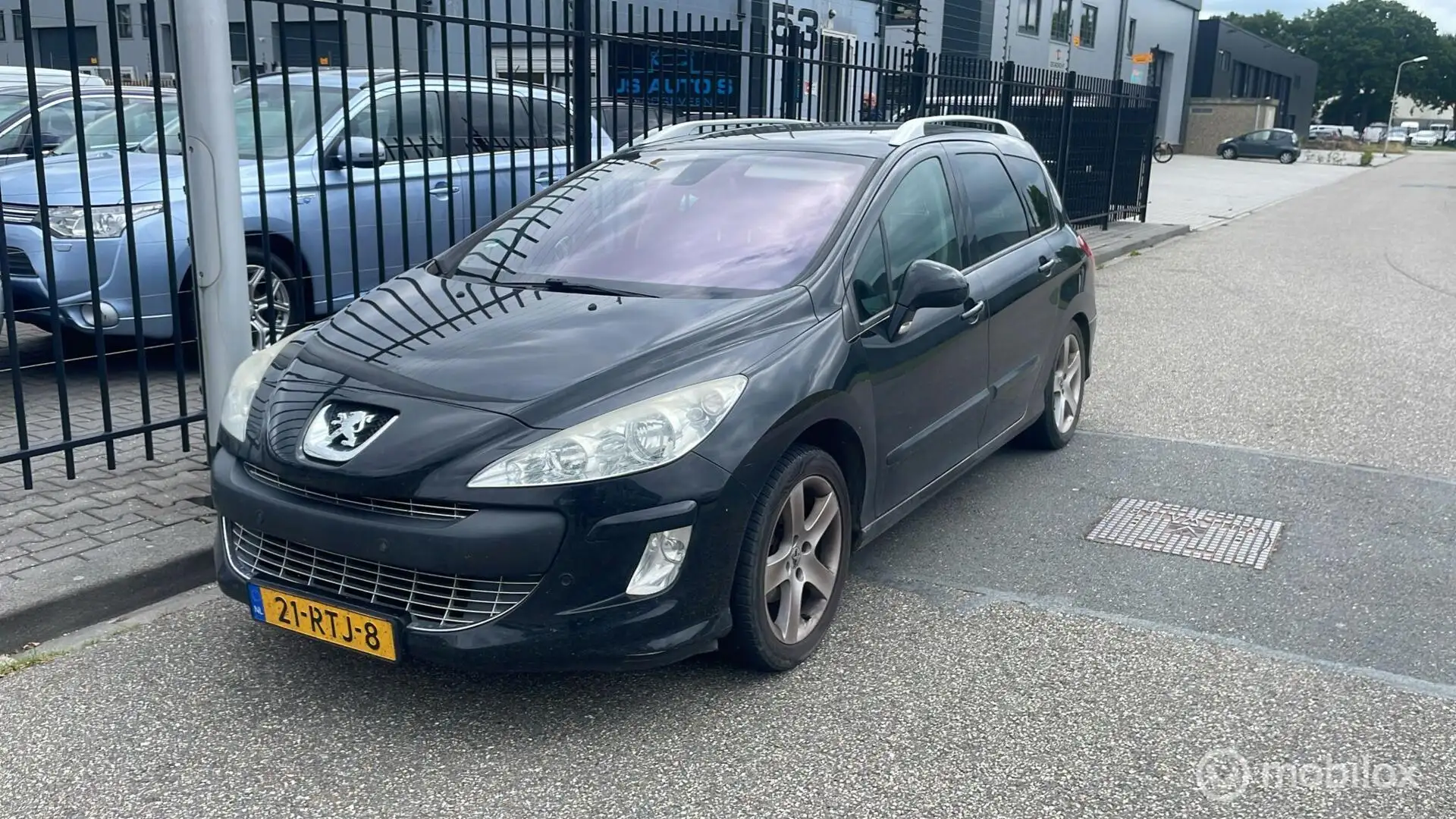 Peugeot 308 SW 1.6 VTi Allure loopt onregel matig Noir - 1