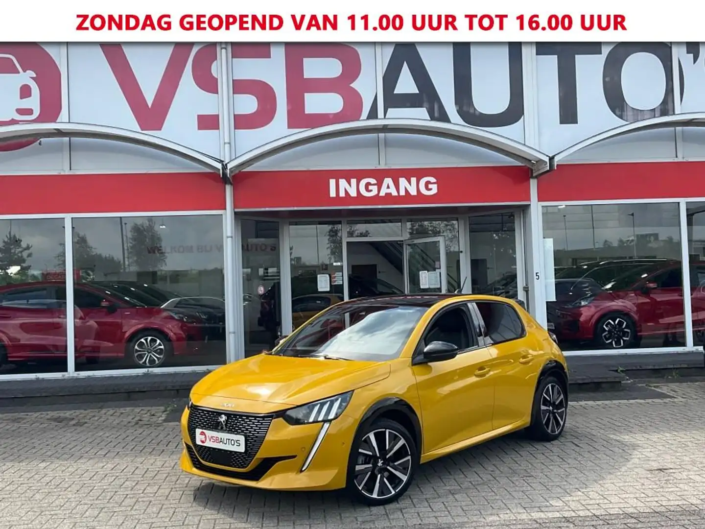 Peugeot 208 1.2 PURETECH AUT. NW-MODEL GT-LINE PANO-DAK NAVI C Geel - 1