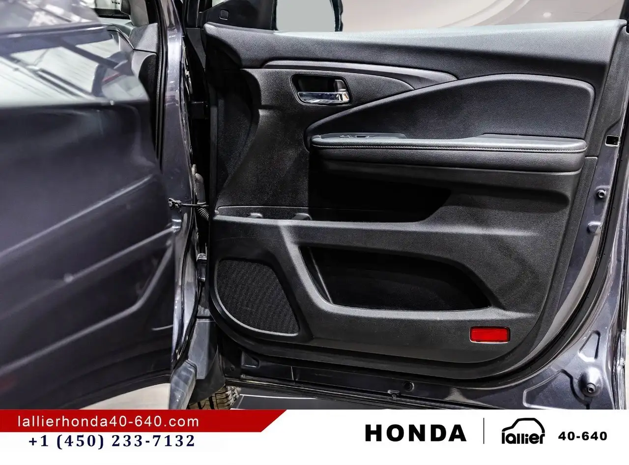 Honda Ridgeline photo Honda Ridgeline