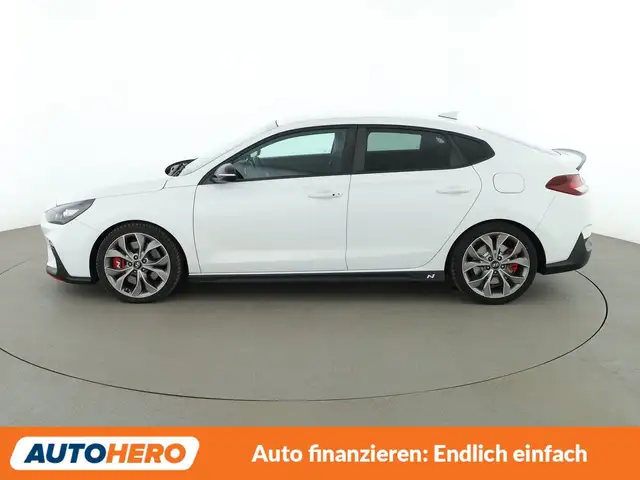 Hyundai i30 view 3