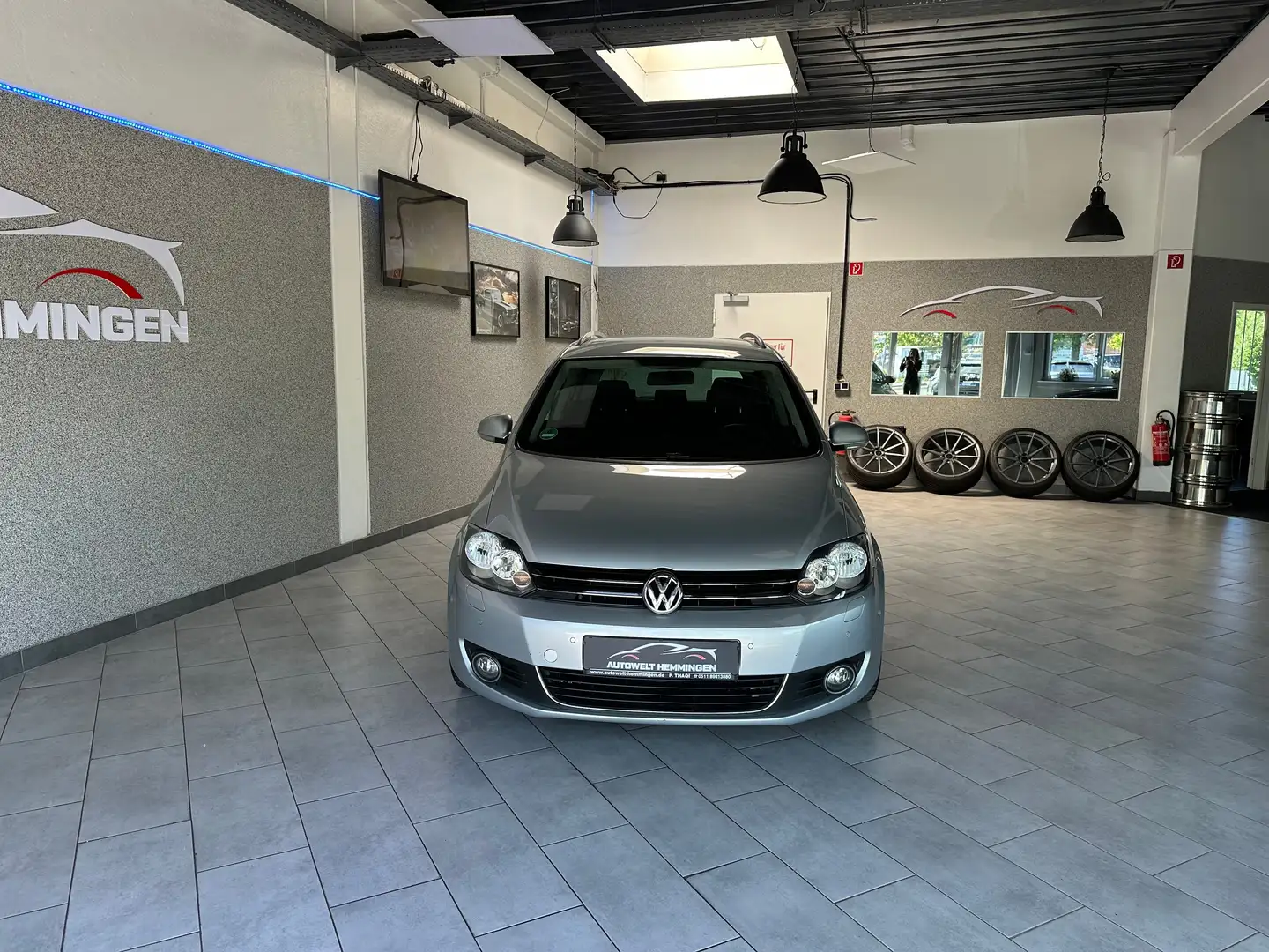 Volkswagen Golf Plus 1.4 Highline*TÜV NEU*12M.Garantie*Finanzierung* Silber - 2