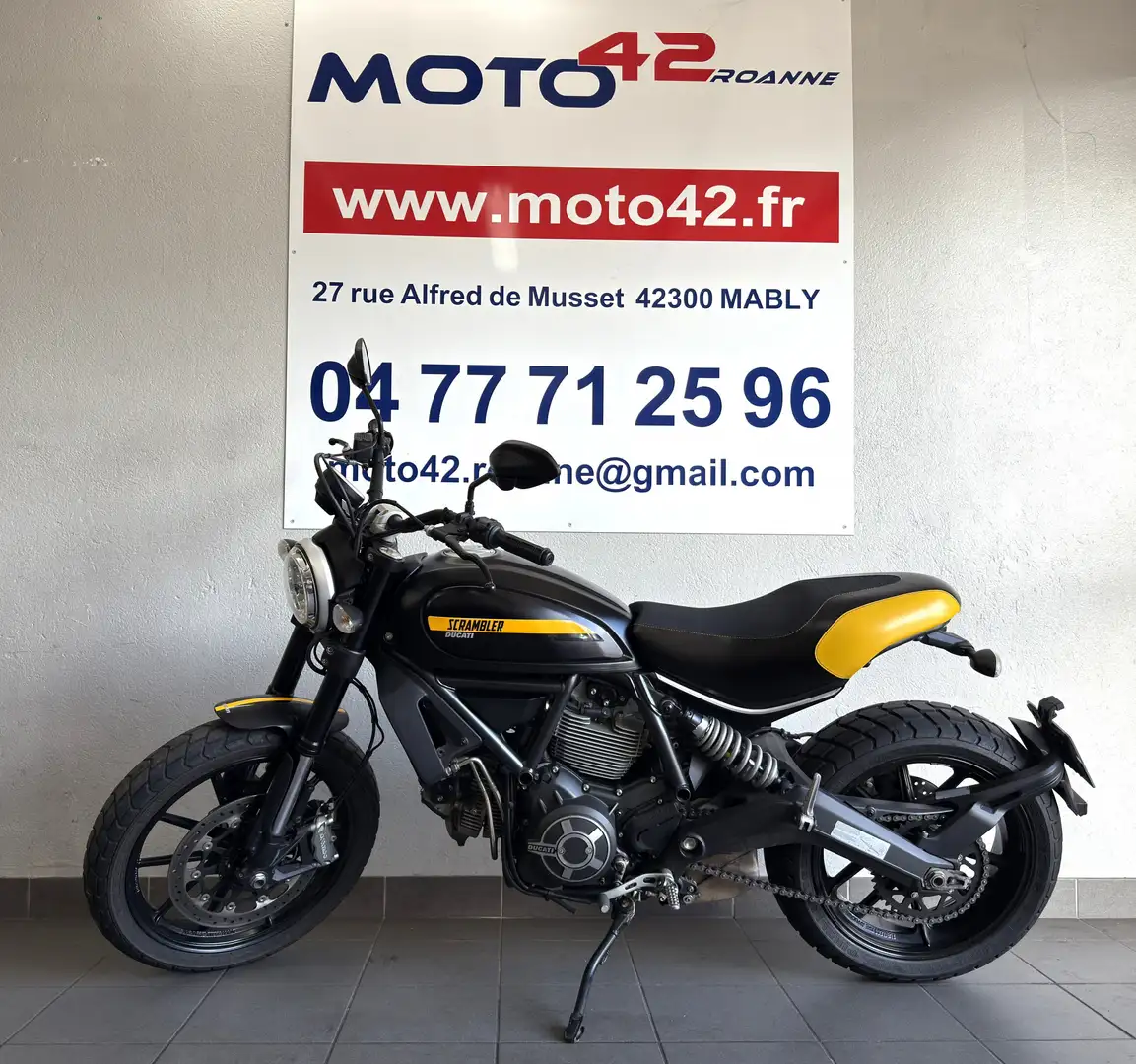 Ducati Scrambler Jaune - 1