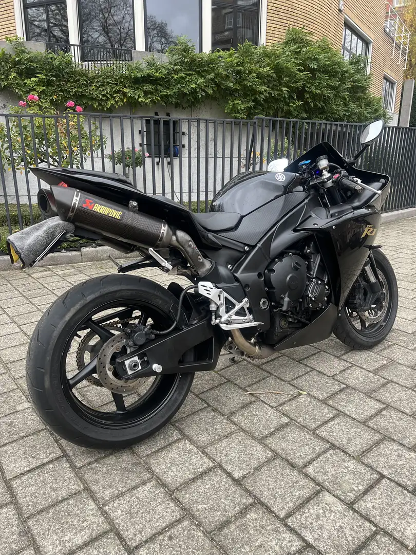 Yamaha YZF-R1 - 2