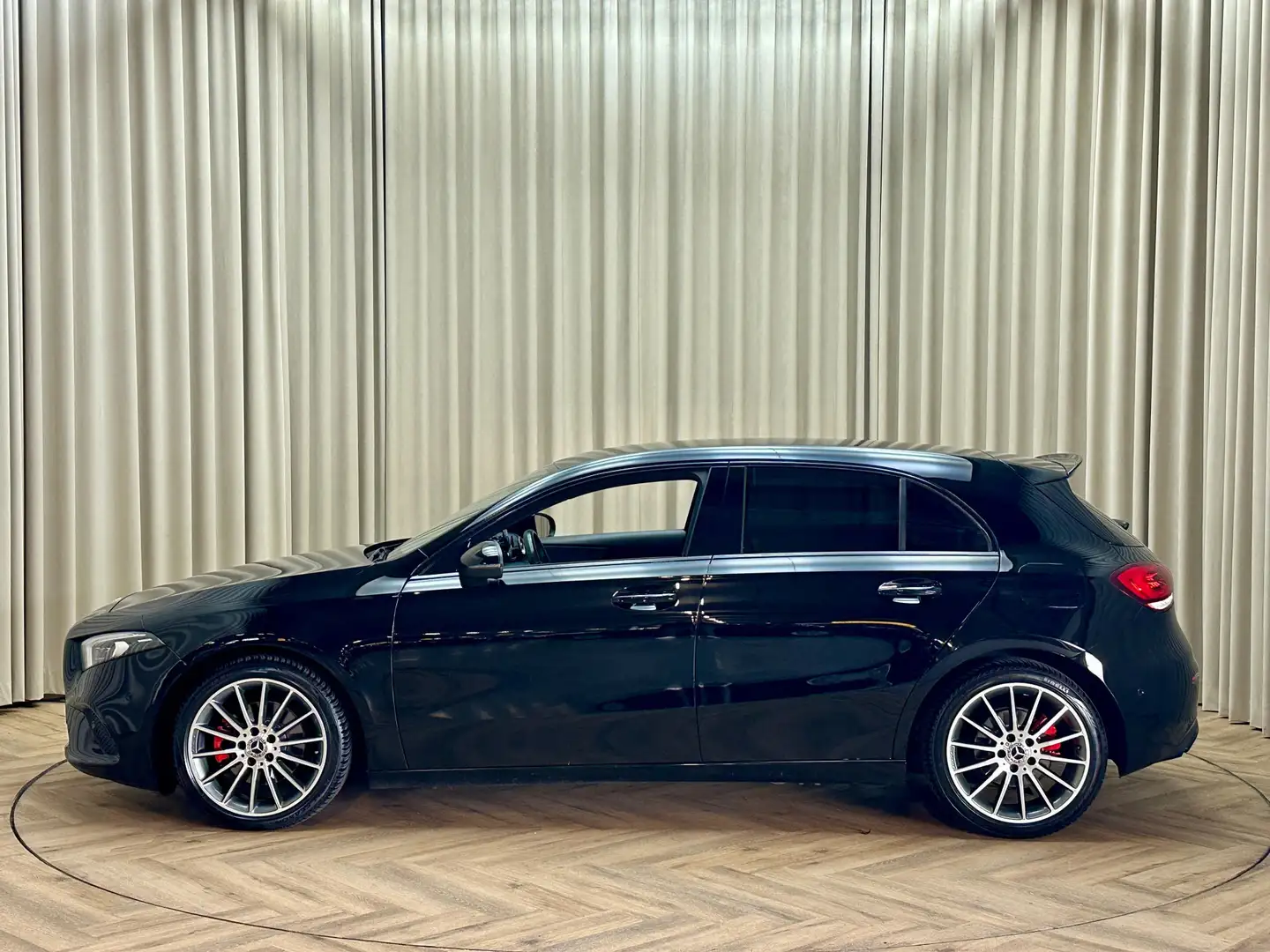 Mercedes-Benz A 200 Business Plus *Camera V+A* Widescreen, Ambient Lig Czarny - 2