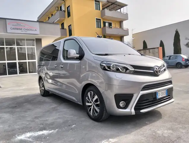 Toyota Proace Verso 2.0 TDI 180cv Automatico Luxury 9 Posti