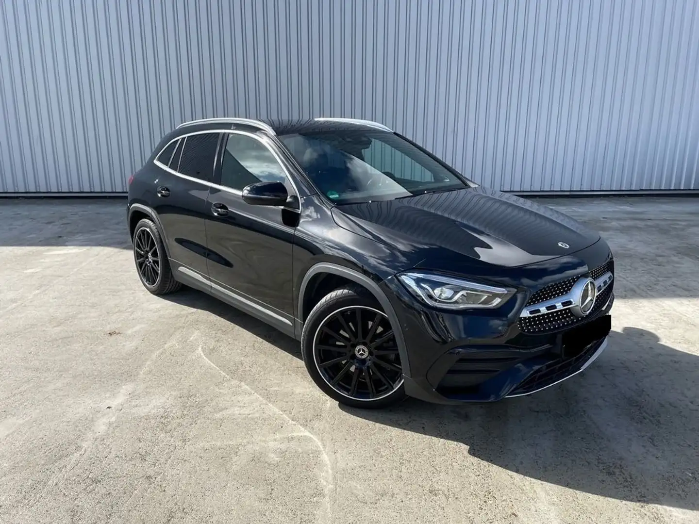 Mercedes-Benz GLA 220 4Matic 7G-DCT AMG Line - 2