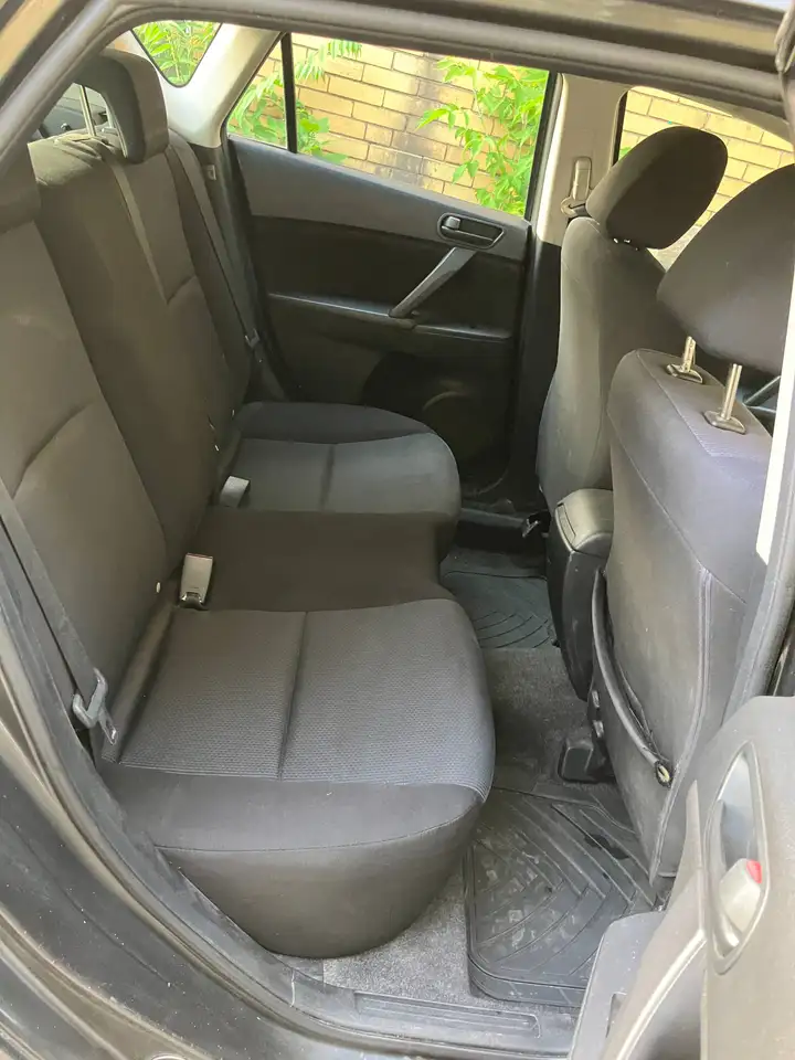 Mazda 3 снимка Mazda 3